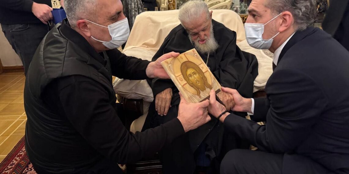 მიხეილ ყაველაშვილი სრულიად საქართველოს კათოლიკოს პატრიარქს დაბადების დღეს ულოცავს