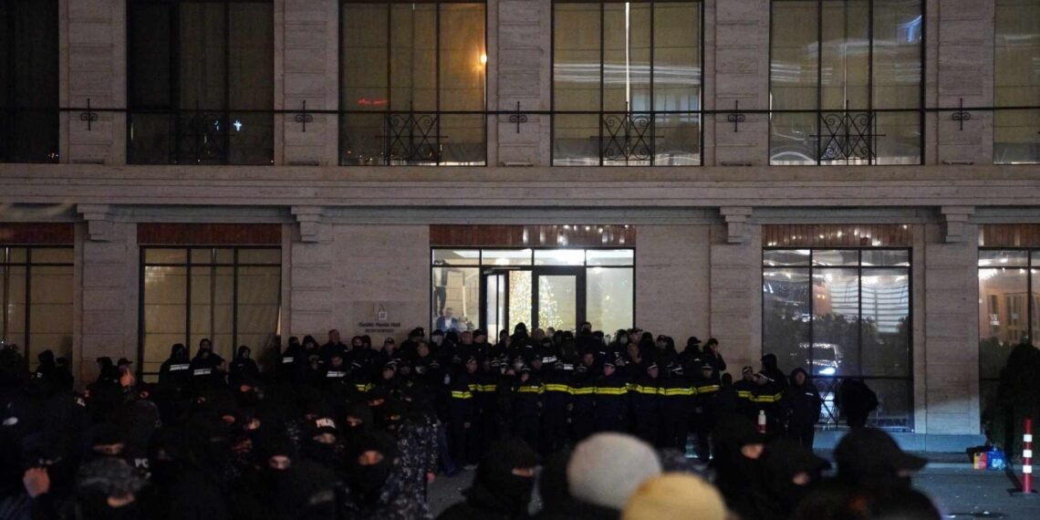 გუშინ, დაახლოებით, ასეთი ვითარება გვქონდა – რომი რომ იწვის და ხალხი ქეიფობს – დავით სიხარულიძე მოსამართლეთა შეკრებაზე