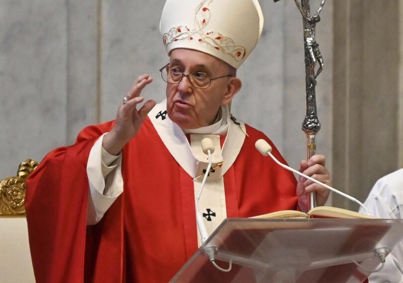 აშშ-დან მიგრანტების დეპორტაციის გეგმა, განხორციელების შემთხვევაში, სამარცხვინო იქნება – რომის პაპი