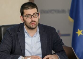 საბა ბუაძის განცხადებით, მას თავს დაესხნენ