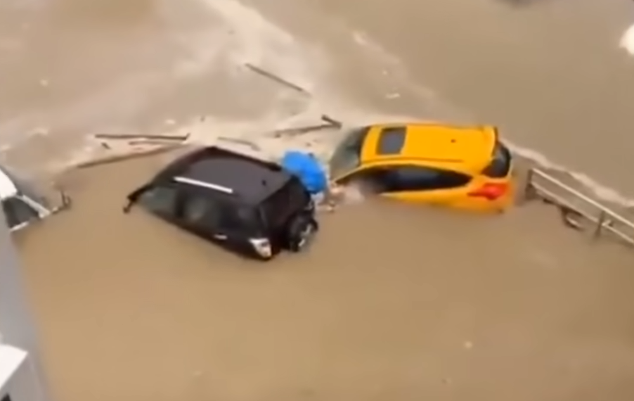 საუდის არაბეთში მასშტაბური წყალდიდობაა