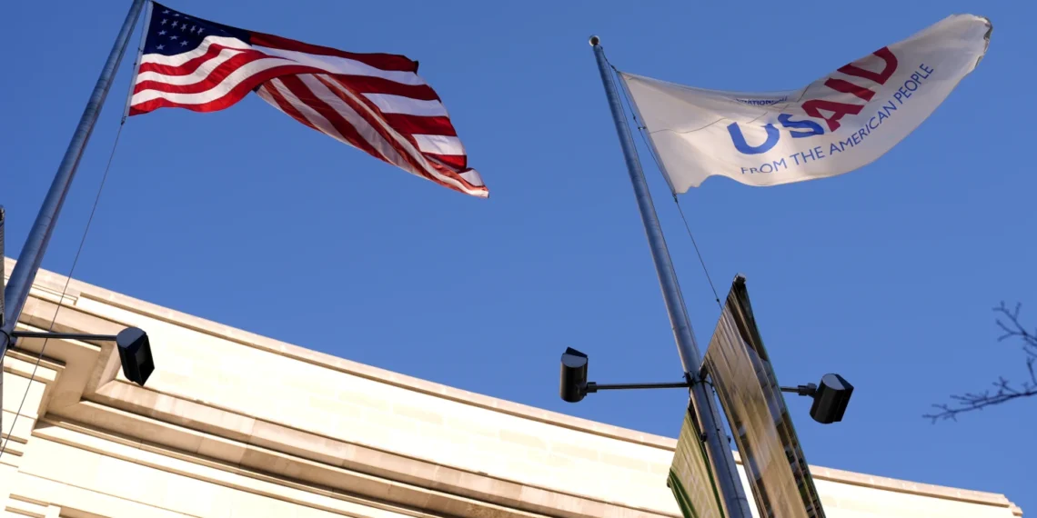 დონალდ ტრამპის ადმინისტრაცია USAID-ის საგარეო დახმარების გრანტების 90%-ზე მეტს აუქმებს – Associated Press