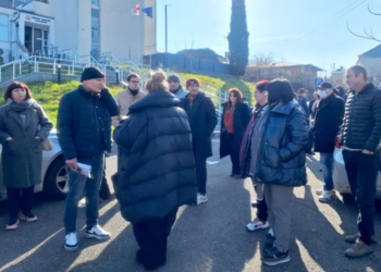 ქუთაისის საქალაქო სასამართლოში ჟურნალისტებისა და სხვადასხვა პროფესიის წარმომადგენლების სასამართლო პროცესი მიმდინარეობს