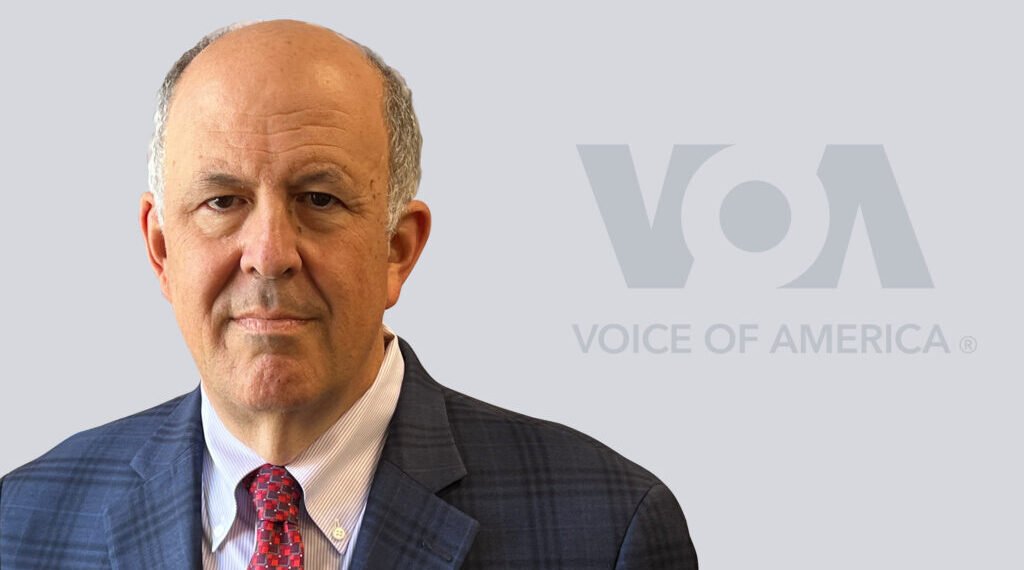 ისტორიული „ამერიკის ხმა“ 83 წლის განმავლობაში პირველად ჩუმდება – მაიკლ აბრამოვიჩი