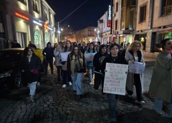 ,,ქალები რეჟიმის წინააღმდეგ” – ქუთაისში ქალების მარში გაიმართა