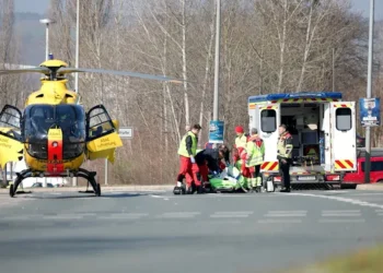 მძღოლ­მა ცე­ცხლმო­კი­დე­ბუ­ლი ქალი გა­და­არ­ჩი­ნა – რას წერს გერმანული მედია ქართველ ცოლ-ქმარზე