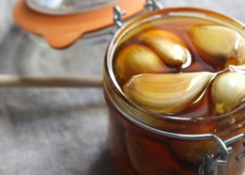 რა ემართება ორგანიზმს, თუ 7 დღის განმავლობაში ნივრისა და თაფლის ნარევს მიირთმევთ