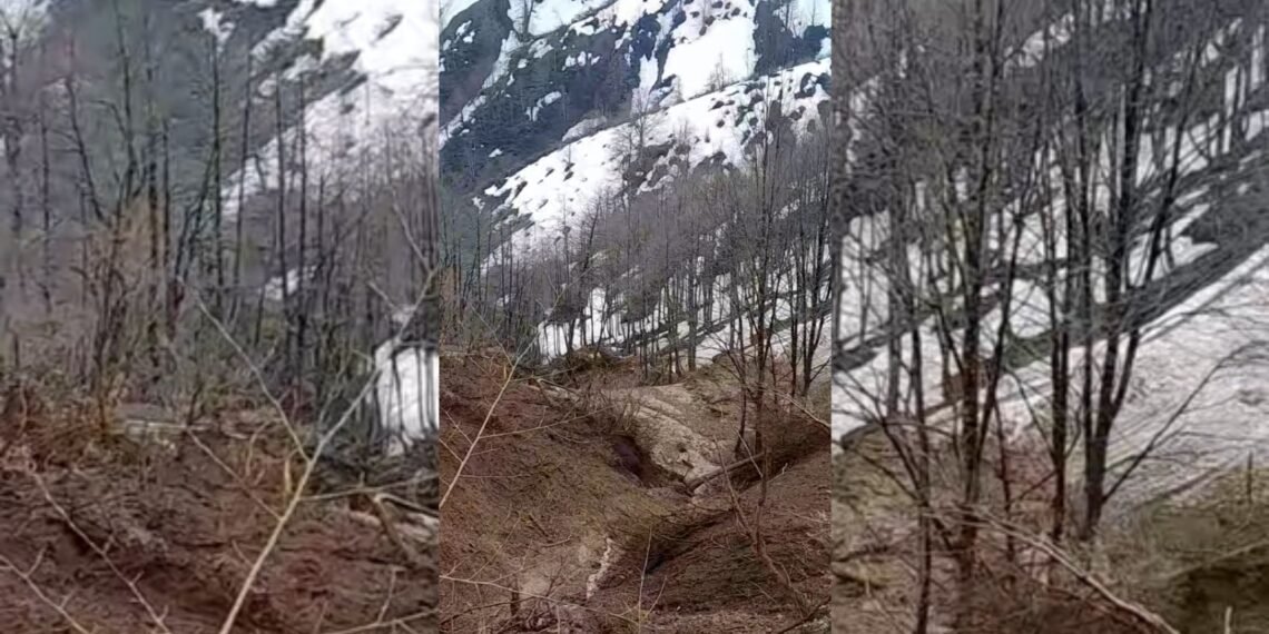 ბახმაროს გზაზე მეწყერი ჩამოწვა