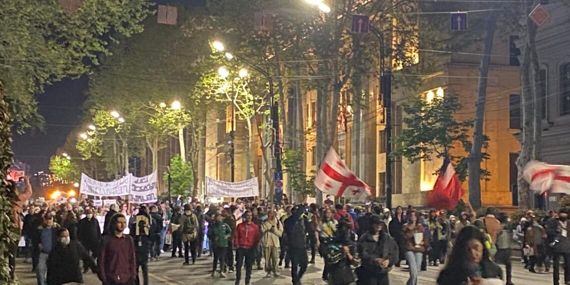 თბილისში მედიის სოლიდარობის მარში მიმდინარეობს