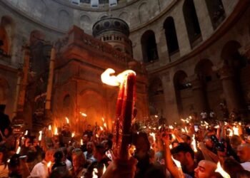 მართლმადიდებლები დღეს მაცხოვრის საფლავზე წმინდა ცეცხლის გადმოსვლას ელოდებიან