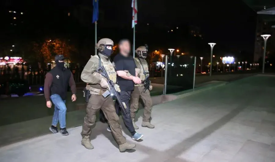 რუსთავში ინტერპოლით ძებნილი, “ისლამური სახელმწიფოს” წევრი უცხო ქვეყნის მოქალაქე დააკავეს