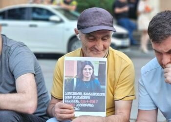 ქუთაისში ნინო დათაშვილს სოლიდარობა გამოუცხადეს