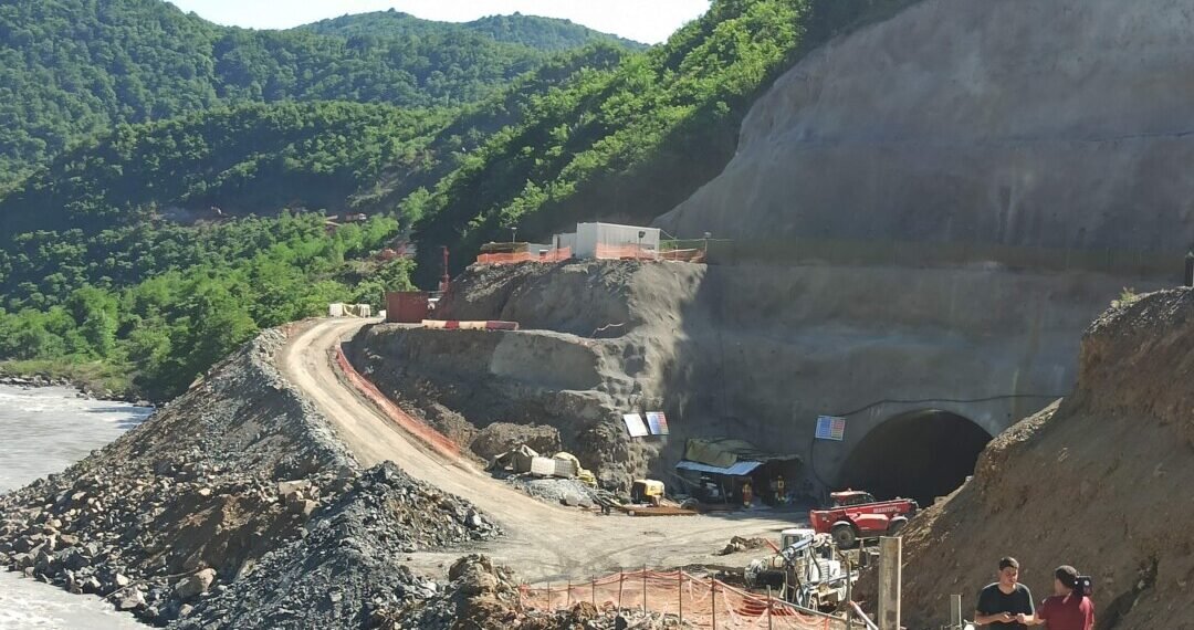 ამ მასშტაბის სკანდალი საქართველოს ისტორიაში არ ყოფილა, შესაძლოა, ვარლამ გოლეთიანი და სასულიერო პირები გაწიროს – რომან გოცირიძე “ნამახვანჰესზე”