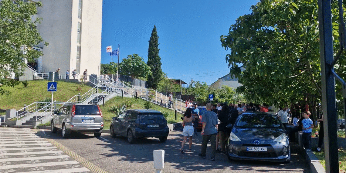 ქუთაისის საქალაქო სასამართლომ დაკავებული 4 მაღაროელი პატიმრობაში დატოვა