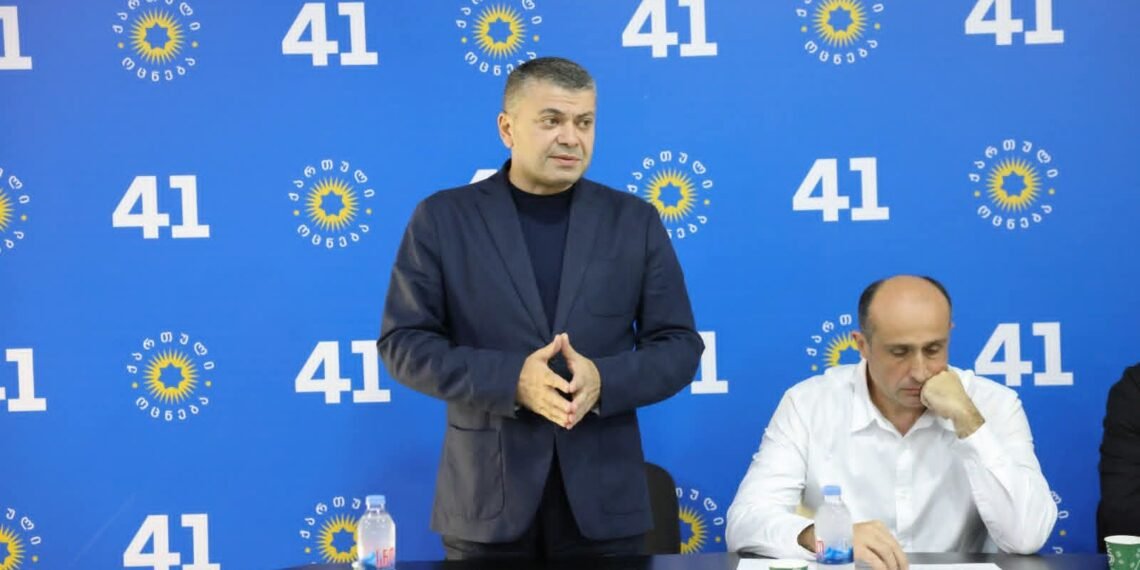 ქართულმა ოცნებამ“ ქუთაისის საკრებულოში მაჟორიტარი დეპუტატობის კანდიდატები და პარტიის საარჩევნო სიის ათეული წარადგინა