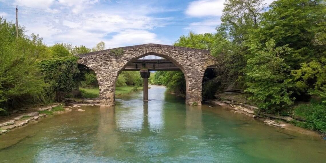 “აღარ იქნება ის ჩანჩქერები და საბანაო ადგილები”- ზესტაფონში ჰესის მშენებლობას აპროტესტებენ