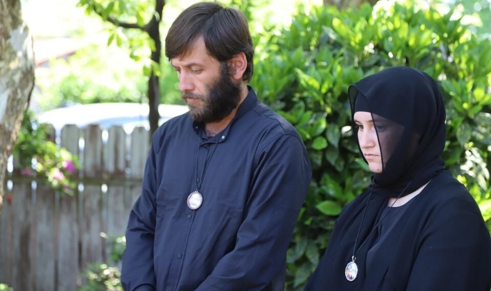 გაოგნებული ვარ -საბერიოში დაღუპული ბავშვების მამა მეუღლის გადაწყვეტილებას ეხმაურება