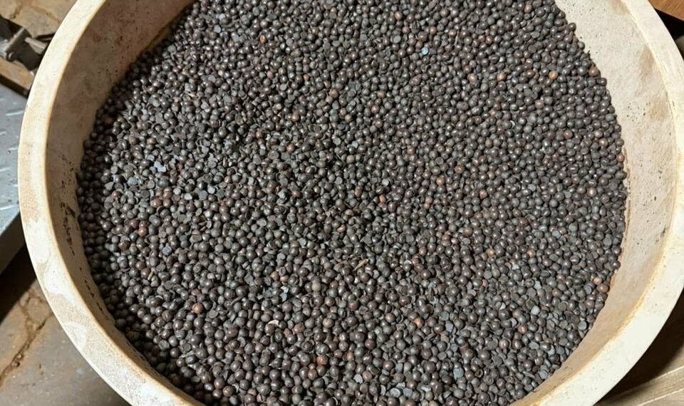 ყავაში მოხალული ბარდას ურევდნენ – სეს-მა ყავის საწარმოს საქმიანობა შეუჩერა