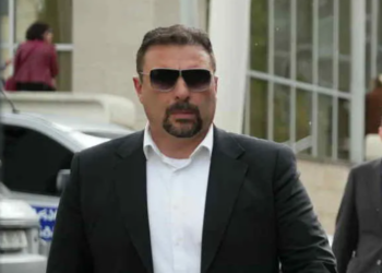 “დაადეს ჯარიმა, წაართვეს მანქანები და 6.5 მლნ დოლარი, რომელიც ჩამოერთვა, მიემართა ბიუჯეტში”- ღარიბაშვილის ადვოკატი