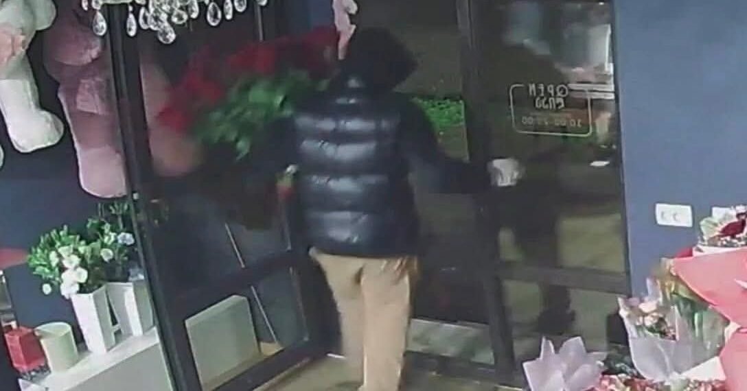 ქუთაისში ყვავილების მაღაზია გაქურდეს