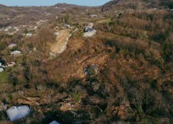 ეს ეროვნული მასშტაბის ტრაგედიაა – რას წერს ლაშა ბერეკაშვილი სოფელ კურსებზე