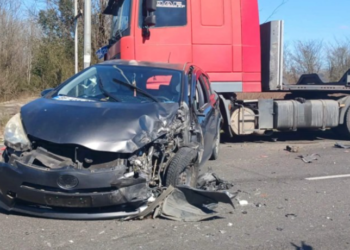 ერთმანეთს ტრაილერი და მსუბუქი ავტომობილი შეეჯახა