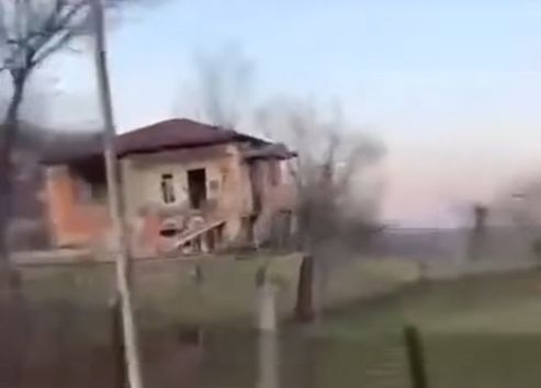 კიდევ რამდენიმე სახლი დაინგა, პროცესი შეუქცევადია – რა ხდება კურსებში