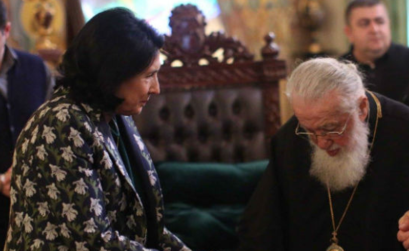 “გემშვიდობებით, ჩვენო პატრიარქო! რამდენიც შეძელით, იმდენს გაუძელით” – სალომე ზურაბიშვილი