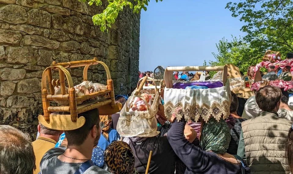 დღეს წაჩხურობას აღნიშნავენ