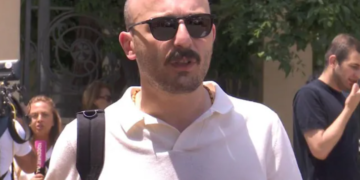 “მოსამართლის თანაშემწემ დამირეკა და მითხრა, რომ ია დარახველიძის ნაწილშიც სასჯელი 3 წლიანი პატიმრობა კი არა, 5 წელია”- ადვოკატი