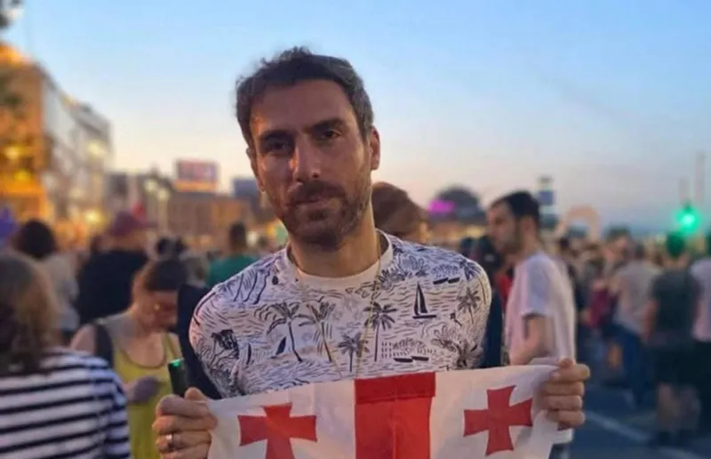 ანტონ უპერზე, რომელსაც 4 ოქტომბრის საქმეზე 5 წლით თავისუფლების აღკვეთა მიესაჯა, საერთაშორისო ძებნა გამოცხადდება
