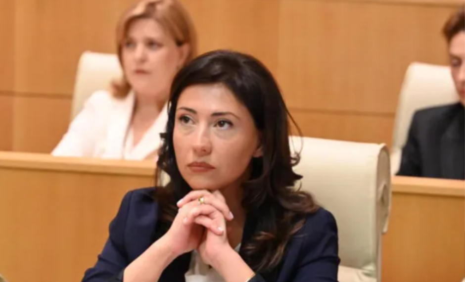 “ესაა „ქართული ოცნების“ ჩინური ვერსიის სახე”- ტატა ხვედელიანი პრემიერს