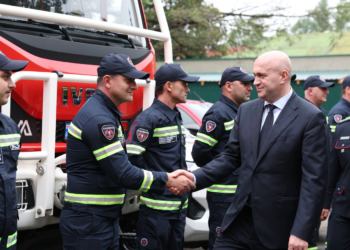 იმერეთში შინაგან საქმეთა მინისტრმა სულხან თამაზაშვილმა სამინისტროს სტრუქტურულ დანაყოფებში სამუშაო შეხვედრები გამართა