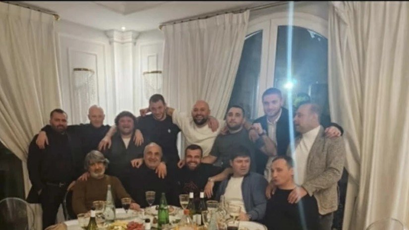 ქართველი ე.წ. „კანონიერი ქურდების“ დაგეგმილი კრება საბერძნეთში და სპეცოპერაციის შედეგად დაკავებული 12 პირი