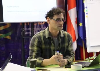 საზოგადოება, რომელიც არ იბრძვის საკუთარი უფლებებისთვის, არ იცავს საკუთარ როლს სახელმწიფოში, კარგავს სახელმწიფოსაც და საკუთარ თავსაც” – ნუგზარ კოხრეიძე