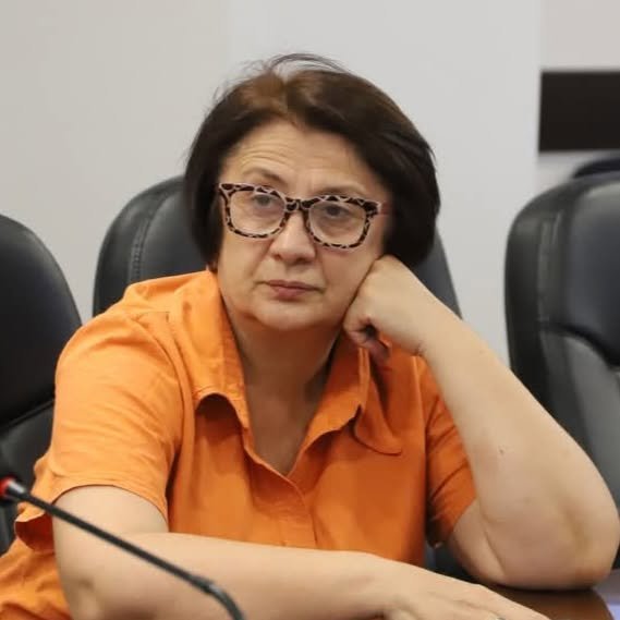 “ბოლო 2 დღეში, ენგურის ხიდი, 17-მა ბენზინმზიდმა, პოლიციის დაცვის ქვეშ გადაკვეთა” – მაია კალანდია