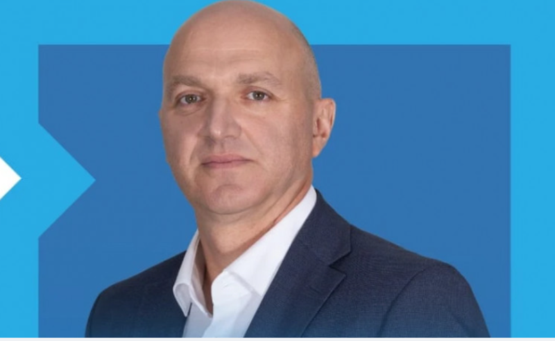 ოზურგეთის მერი, პაატა კუნჭულია  გადადგა