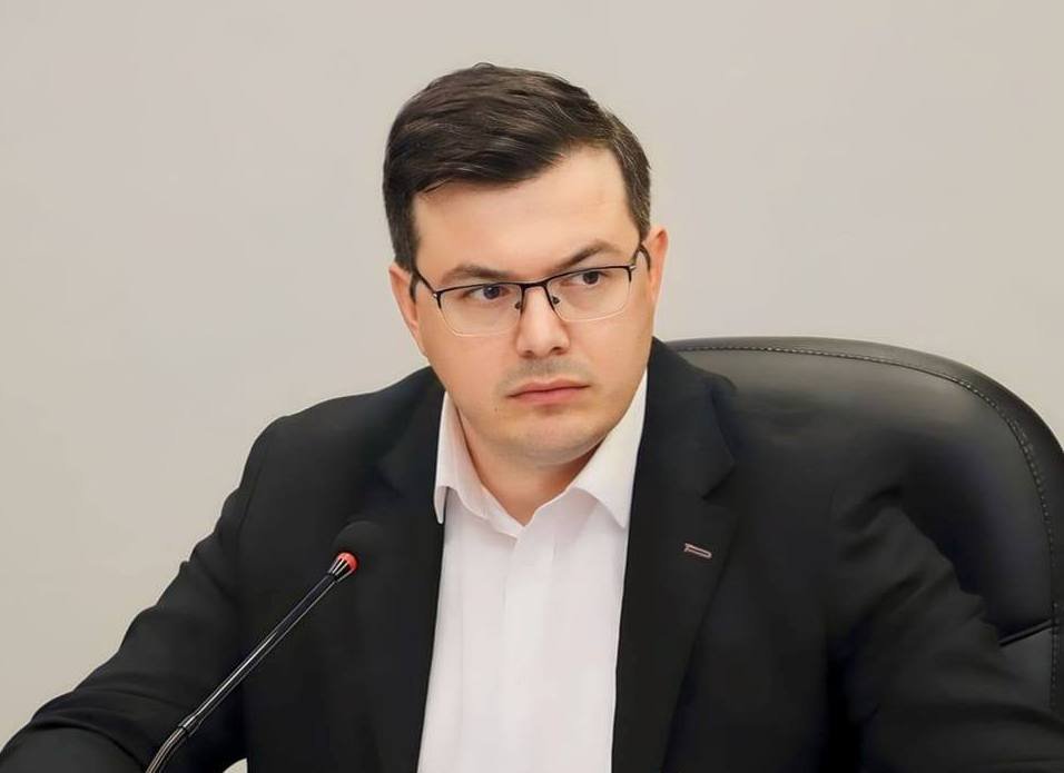 პატრიარქის დაკრძალვის ხარჯებიდან კორუფციული გარიგება არავის გაუკვირდება – გიგა ფარულავა