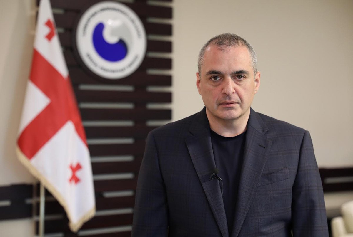პროკურატურამ იუსტიციის სამინისტროს რეკომენდაციით მიმართა, სპეციალური პენიტენციური სამსახურის გენერალურ დირექტორ გიორგი პატარიძეს უფლებამოსილება შეუჩერდეს