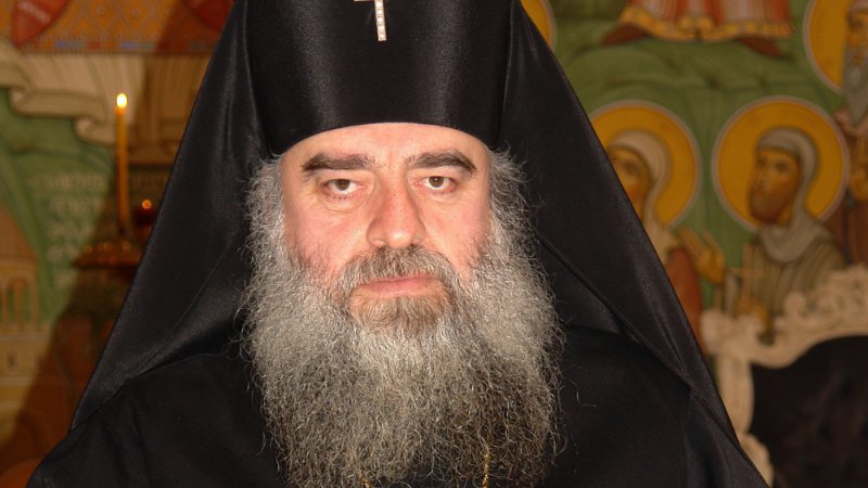 “დღეს სასულიერო პირები მეტყველებენ, როგორც ერისკაცები, შეიძლება გინებაც დაიწყოს, ვიღაცას დაარტყას კიდეც”-მიტროპოლიტი იობი